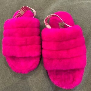 UGG Kids Slippers in Bright Pink